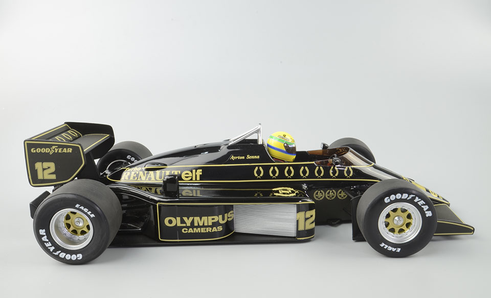 540851812 Lotus Renault97T-Ayrton Senna 1985