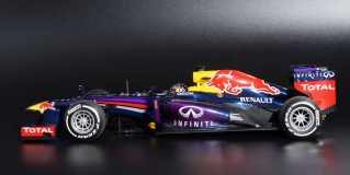 S.Vettel-Sinner Indian GP 2013-Infiniti Red Bull Racing RB9 Formula One World Ch